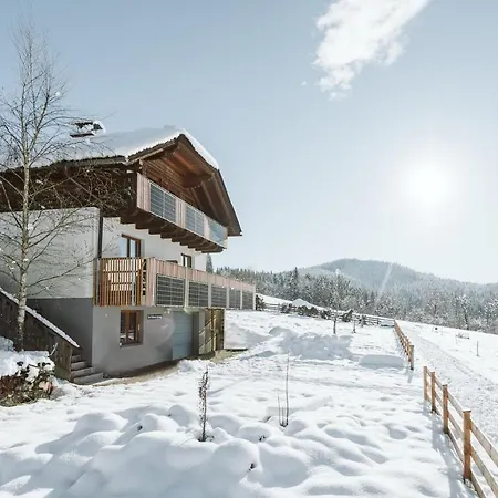 Apartment Mirnockahöhe: Alpine Retreat With Panoramic Views