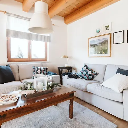 Mirnockahoi Winterferienhaus Am Mirnock, Sonne, Schnee & Panoramablick Appartamento *