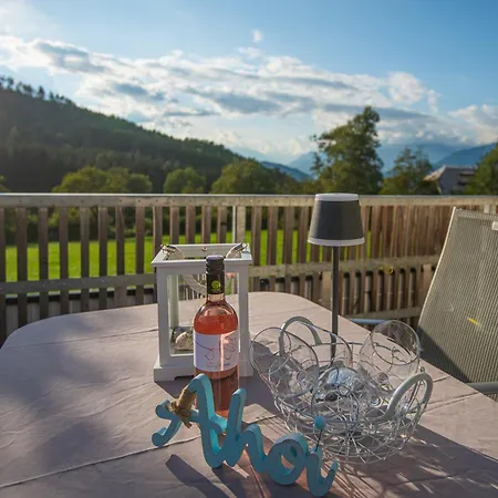 Mirnockahoi Winterferienhaus Am Mirnock, Sonne, Schnee & Panoramablick Appartamento *